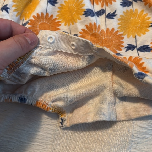 Floral romper - Picture 2 of 3